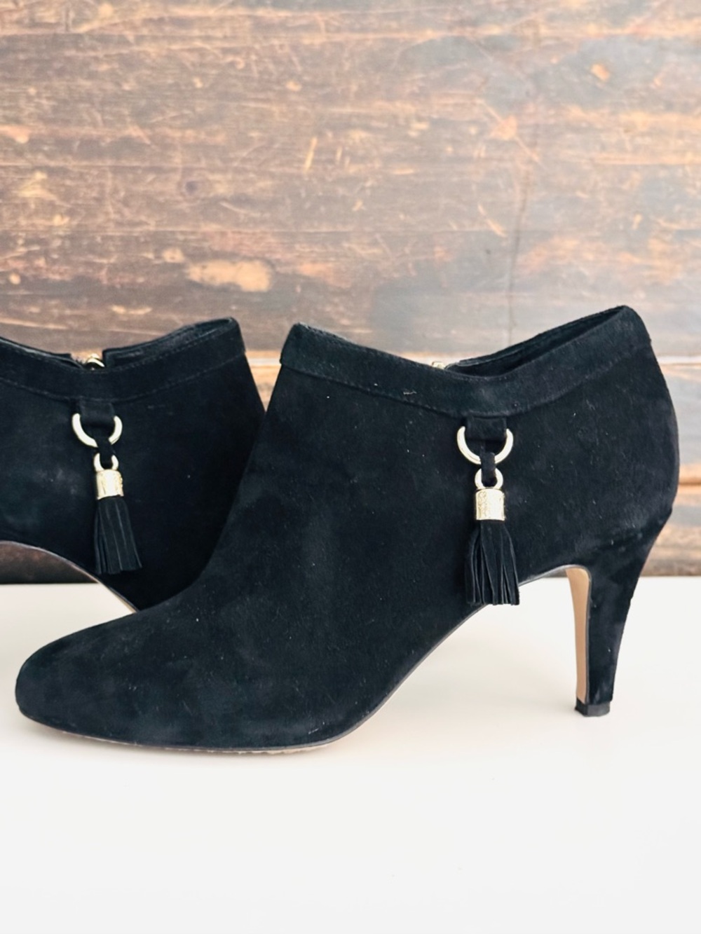Vince Camuto mobwife Black Suede Tassel Ankle Booties, Sz 6.5